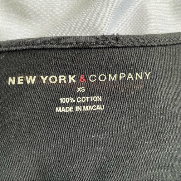 New York & Company Black Three Quarter Sleeve Sequin Top Size XS - Picture 3 of 4